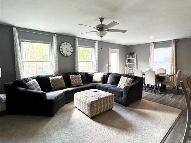 756 Hazelwood Drive, Vermilion, OH 44089 Photo 10