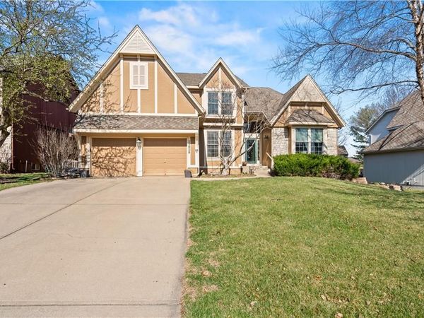 13029 Bond Street, Overland Park, KS 66213