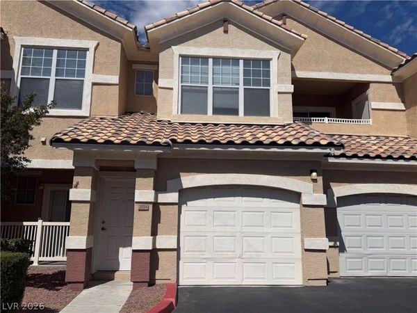 5855 VALLEY Drive , Unit 2094, North Las Vegas, NV 89031