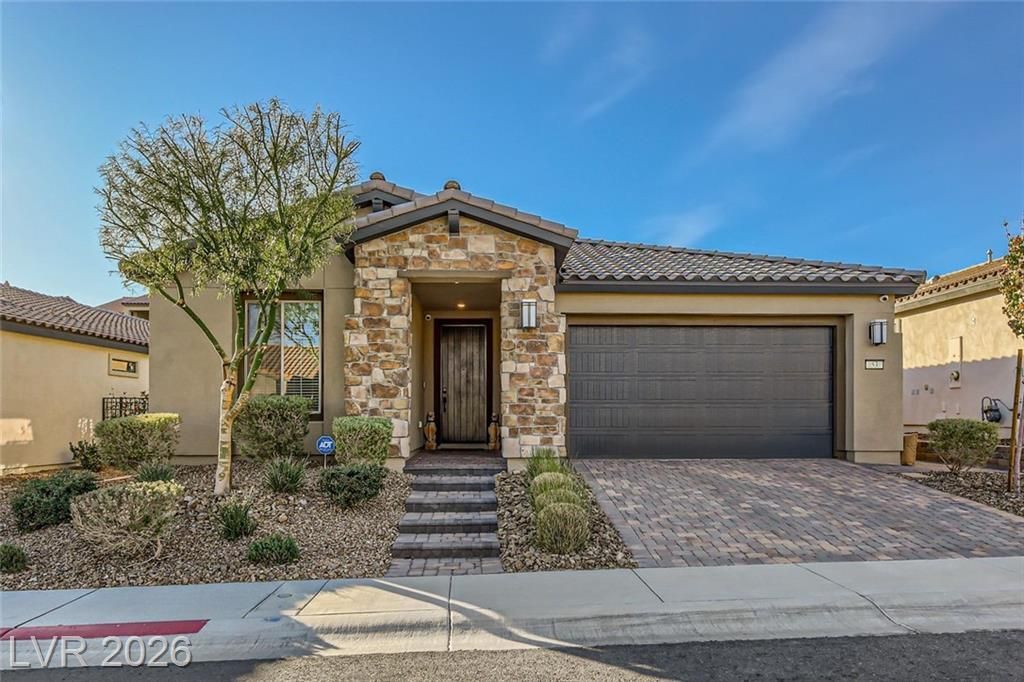 53 Stone Yucca Court, Henderson, NV 89011