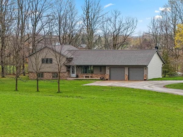 3434 WILLOW ROAD, Green Bay, WI 54311