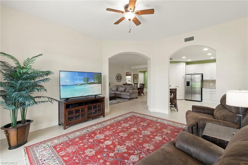 9066 Cascada Way, Unit 101, Naples, FL 34114 Photo