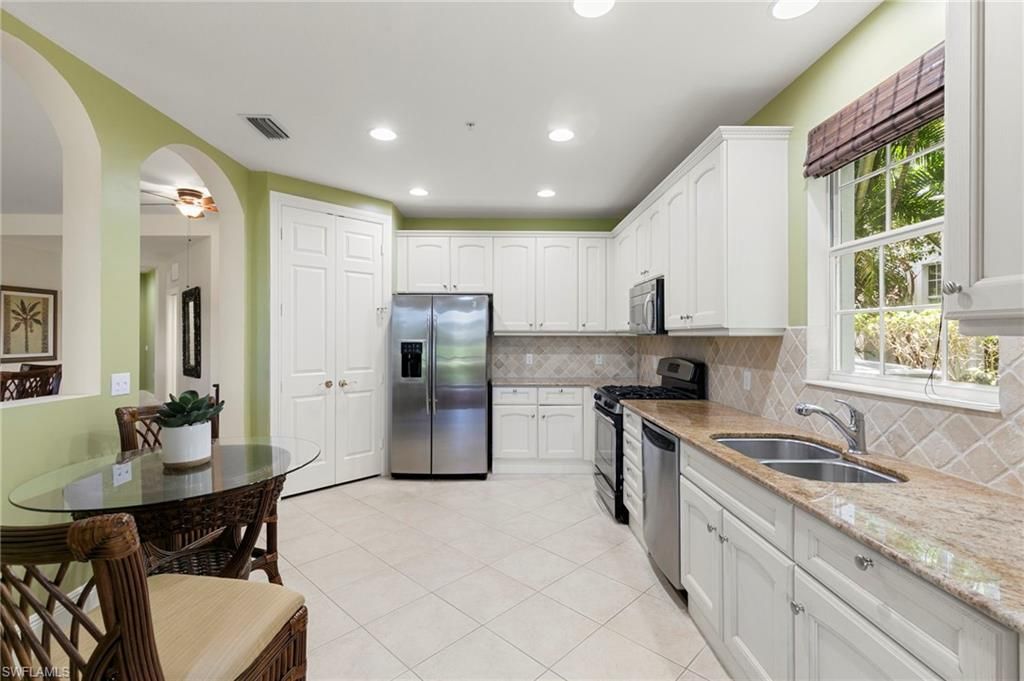 9066 Cascada Way, Unit 101, Naples, FL 34114 Photo