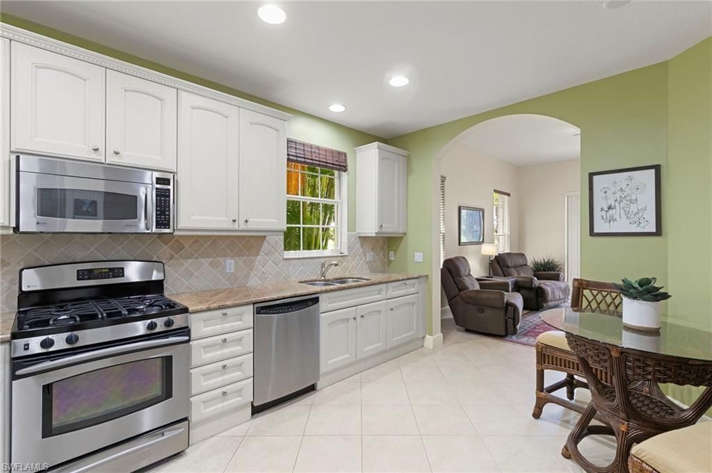 9066 Cascada Way, Unit 101, Naples, FL 34114 Photo