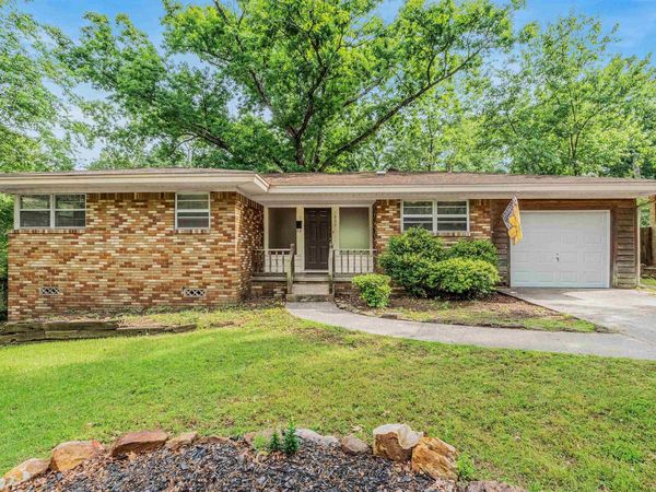 1800 Northwood Rd , North Little Rock, AR 72116