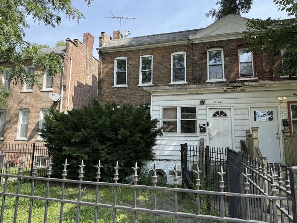 10547 S Corliss Avenue , Chicago, IL 60628