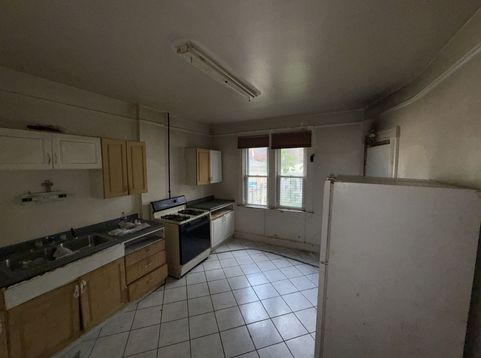 Main Photo