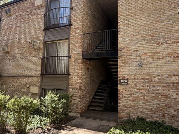 1950 CHERRY Lane , Unit 316, Northbrook, IL 60062