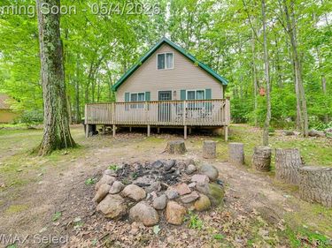 517 Monroe Boulevard, Gerrish Twp, MI 48653