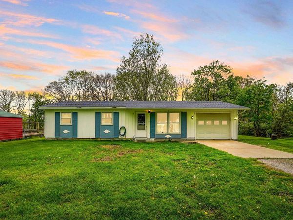 190 N River Road, Ligonier, IN 46767