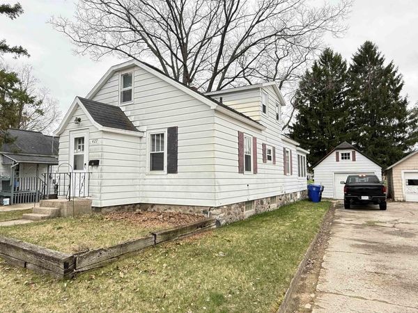 427 EMERY AVENUE, Peshtigo, WI 54157