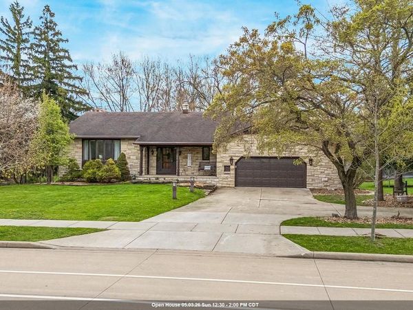 825 KIMBERLY AVENUE, Kimberly, WI 54136