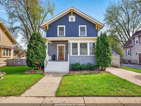 1229 LAWRENCE STREET, Appleton, WI 54914