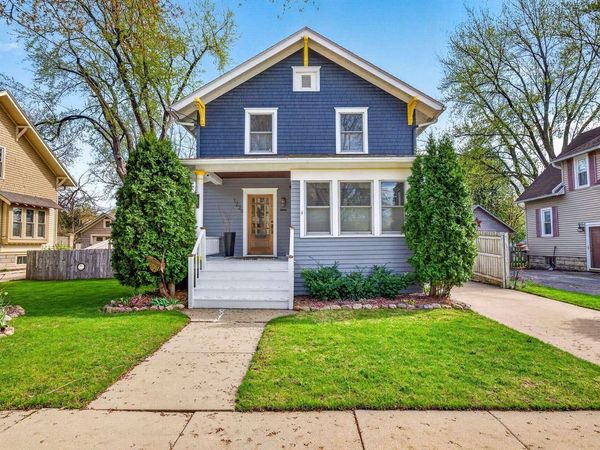 1229 LAWRENCE STREET, Appleton, WI 54914