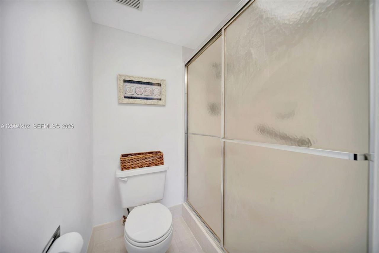 701 SW 128th Ave , Unit 207F, Pembroke Pines, FL 33027 Photo
