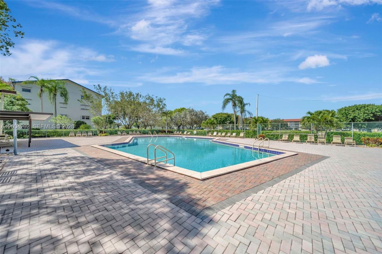 701 SW 128th Ave , Unit 207F, Pembroke Pines, FL 33027 Photo
