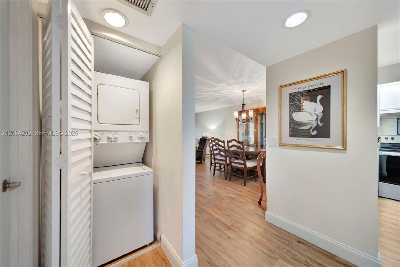 701 SW 128th Ave , Unit 207F, Pembroke Pines, FL 33027 Photo