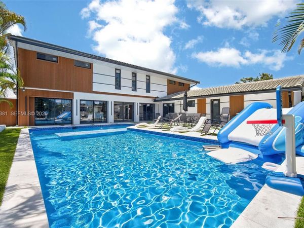 2131 N 53rd Ave, Hollywood, FL 33021