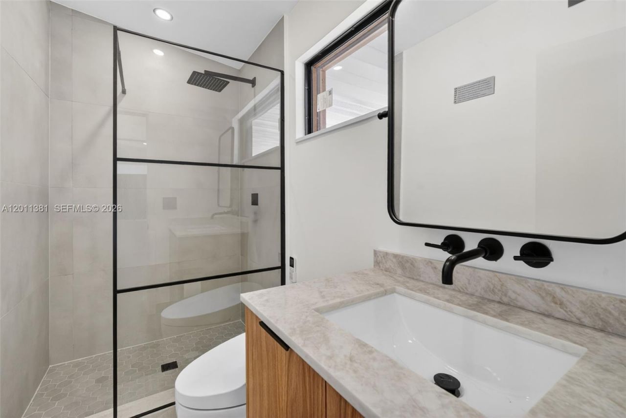 2131 N 53rd Ave, Hollywood, FL 33021 Photo