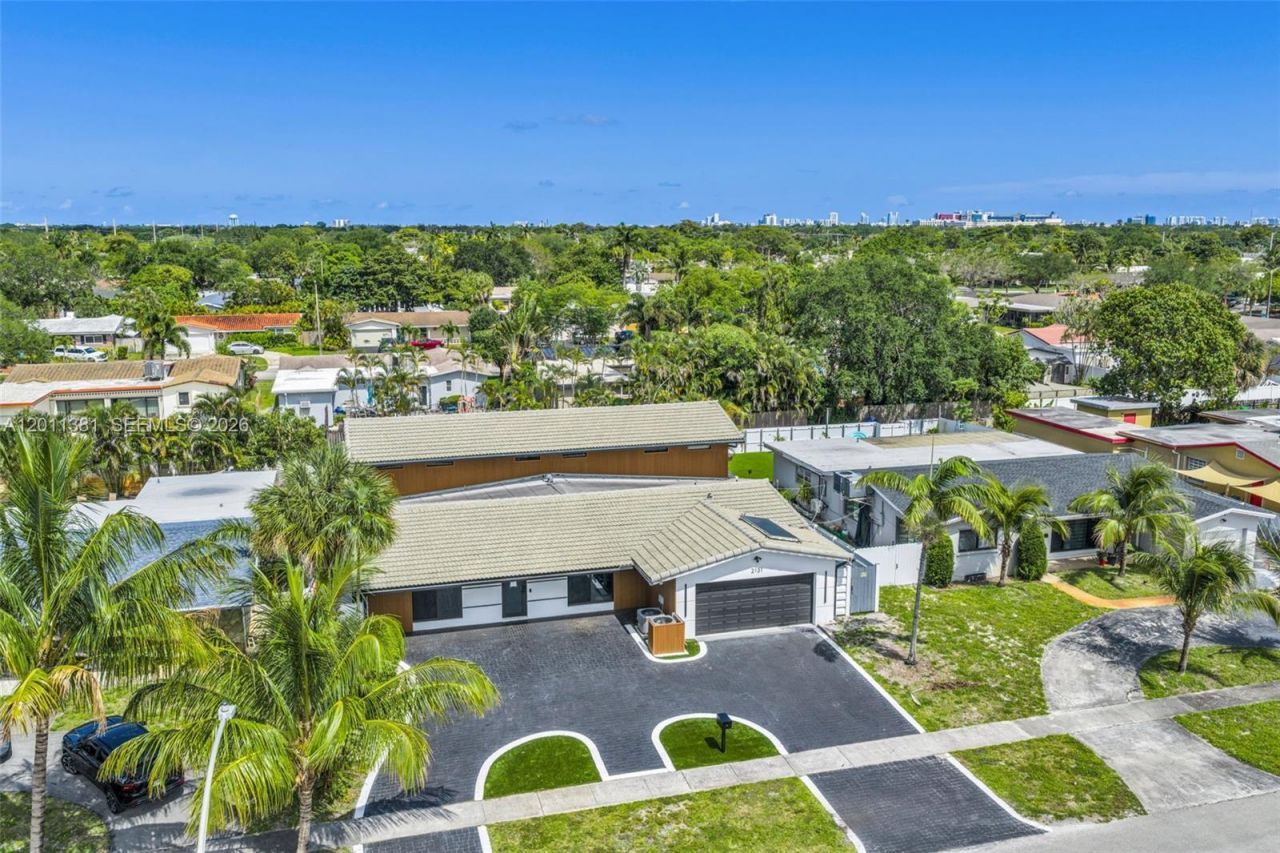 2131 N 53rd Ave, Hollywood, FL 33021 Photo