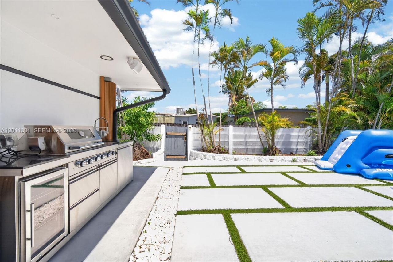 2131 N 53rd Ave, Hollywood, FL 33021 Photo