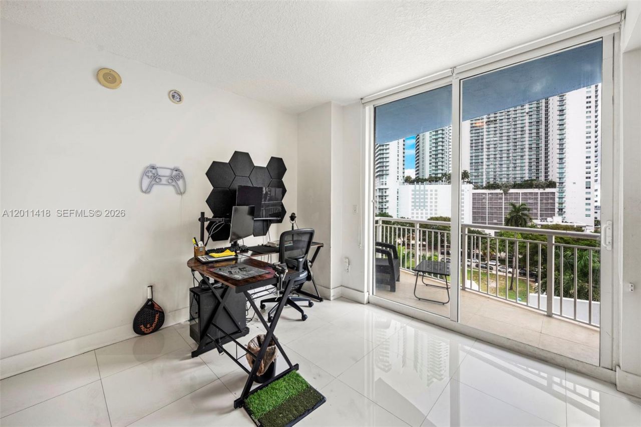 275 NE 18th St , Unit 708, Miami, FL 33132 Photo