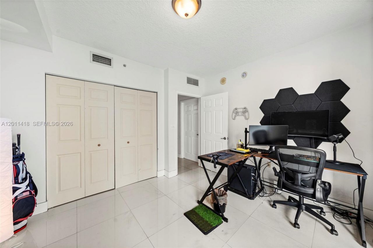 275 NE 18th St , Unit 708, Miami, FL 33132 Photo