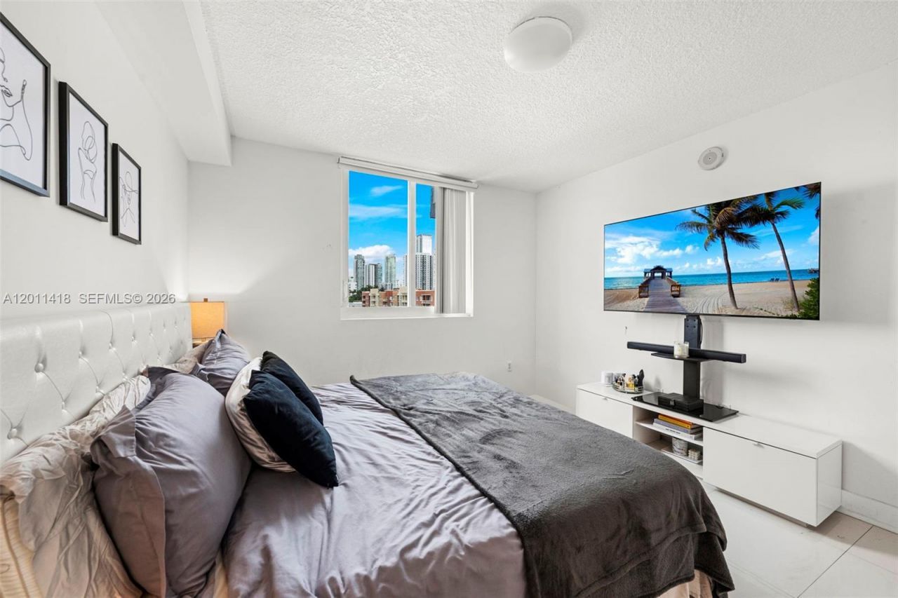 275 NE 18th St , Unit 708, Miami, FL 33132 Photo