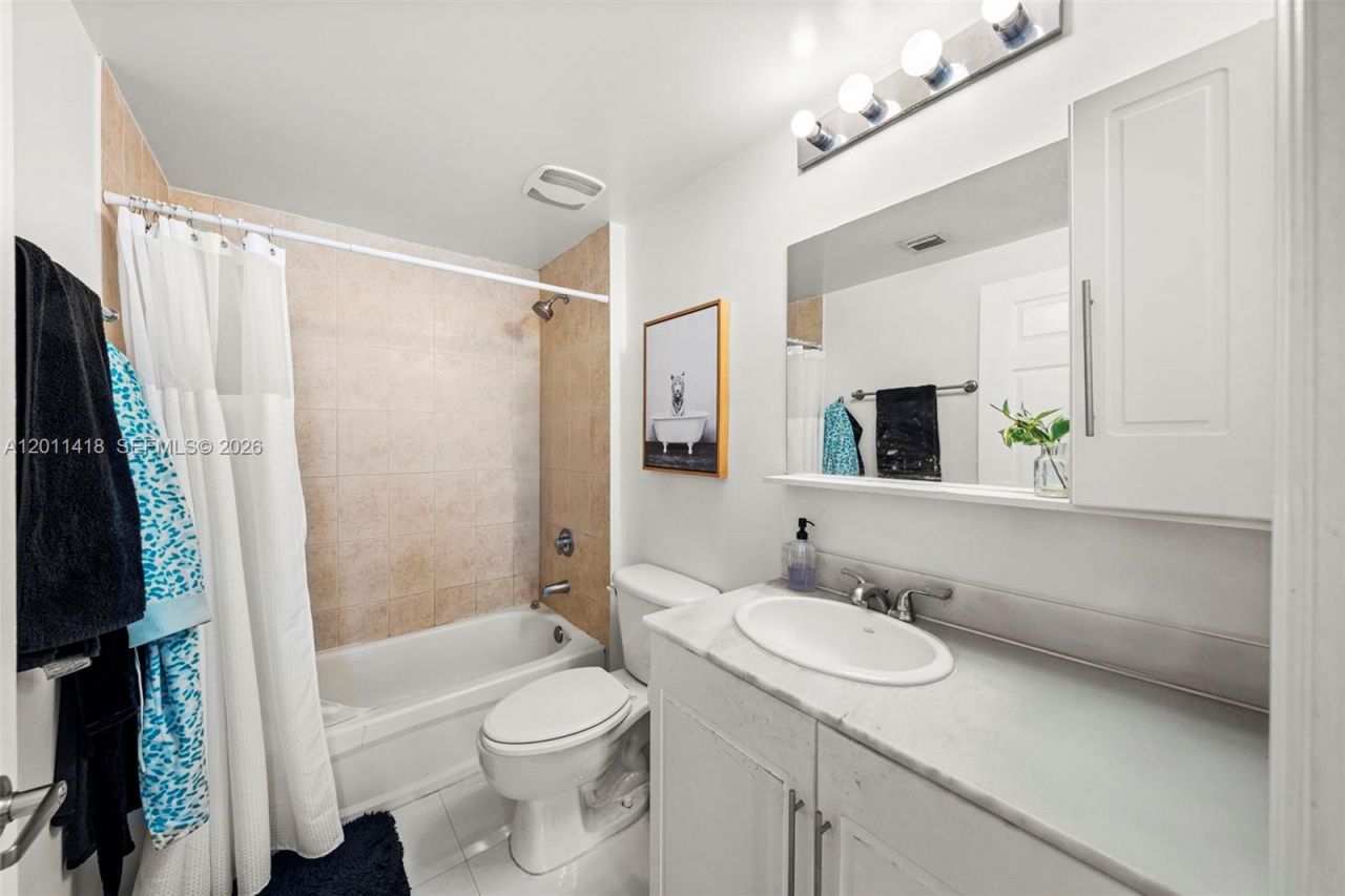 275 NE 18th St , Unit 708, Miami, FL 33132 Photo