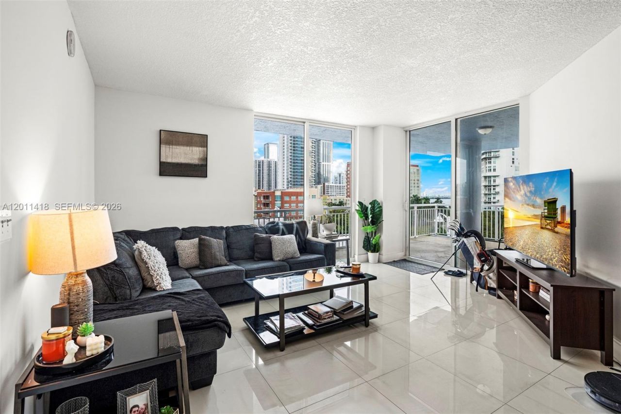 275 NE 18th St , Unit 708, Miami, FL 33132 Photo