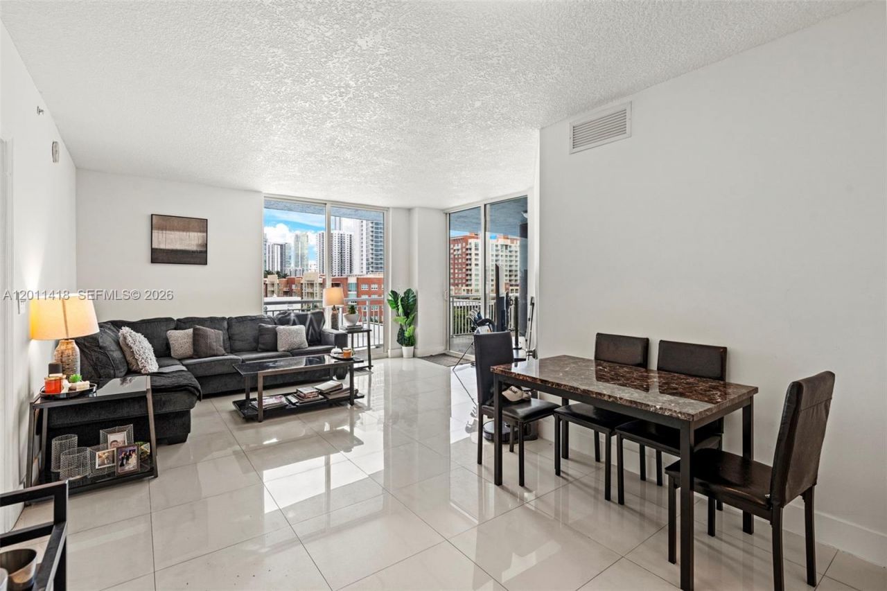 275 NE 18th St , Unit 708, Miami, FL 33132 Photo