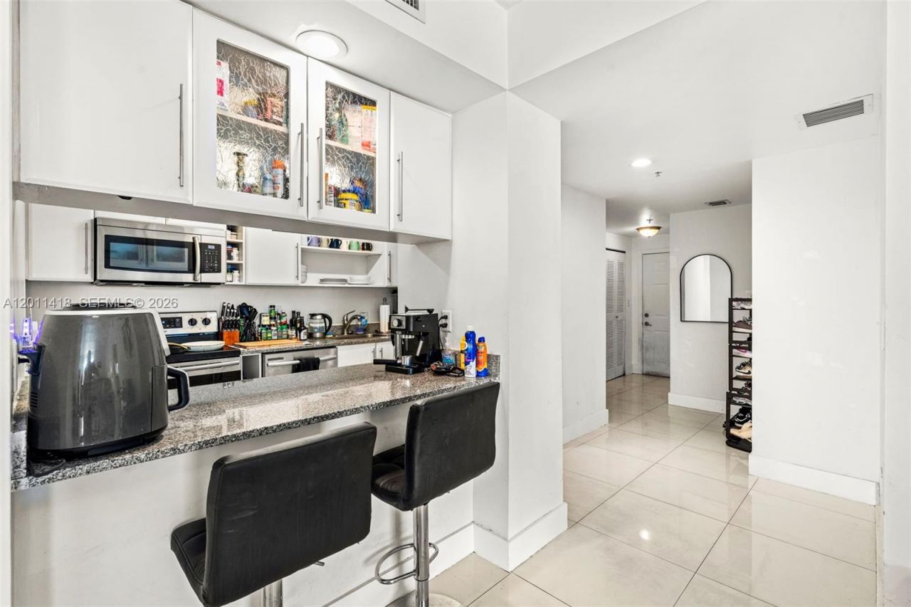275 NE 18th St , Unit 708, Miami, FL 33132 Photo