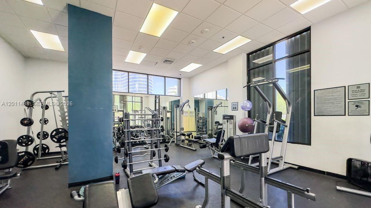 100 Bayview Dr , Unit 210, Sunny Isles Beach, FL 33160 Photo