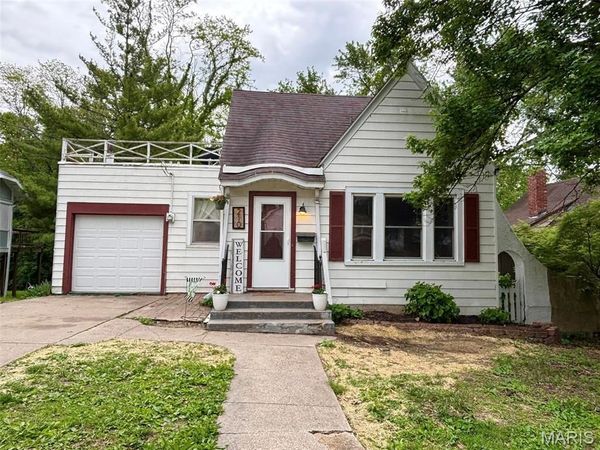210 Shepherd Place , Hannibal, MO 63401