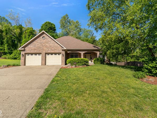 2545 Eisenhower Lane, Terre Haute, IN 47803