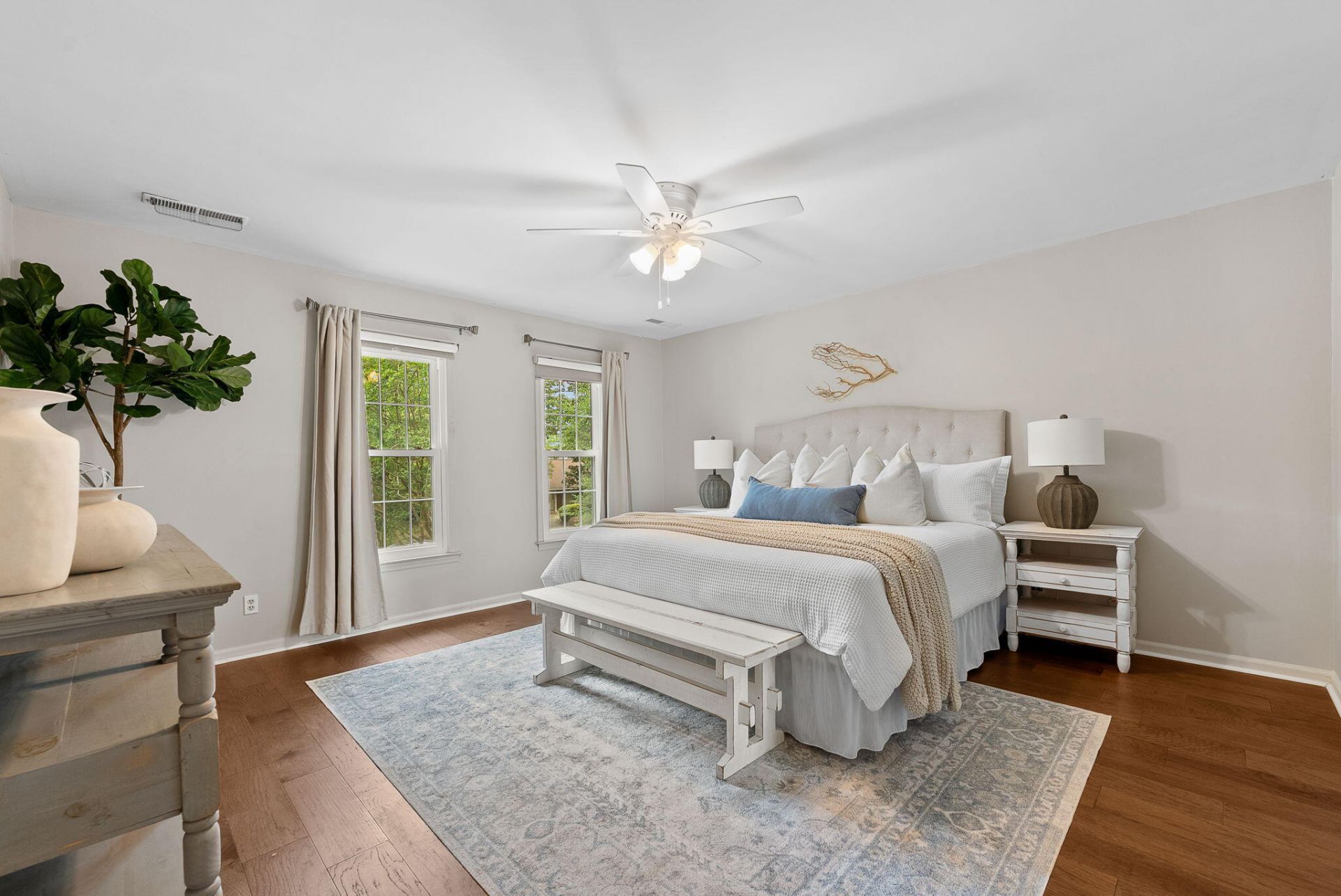 9 Windsor Drive Photo 23