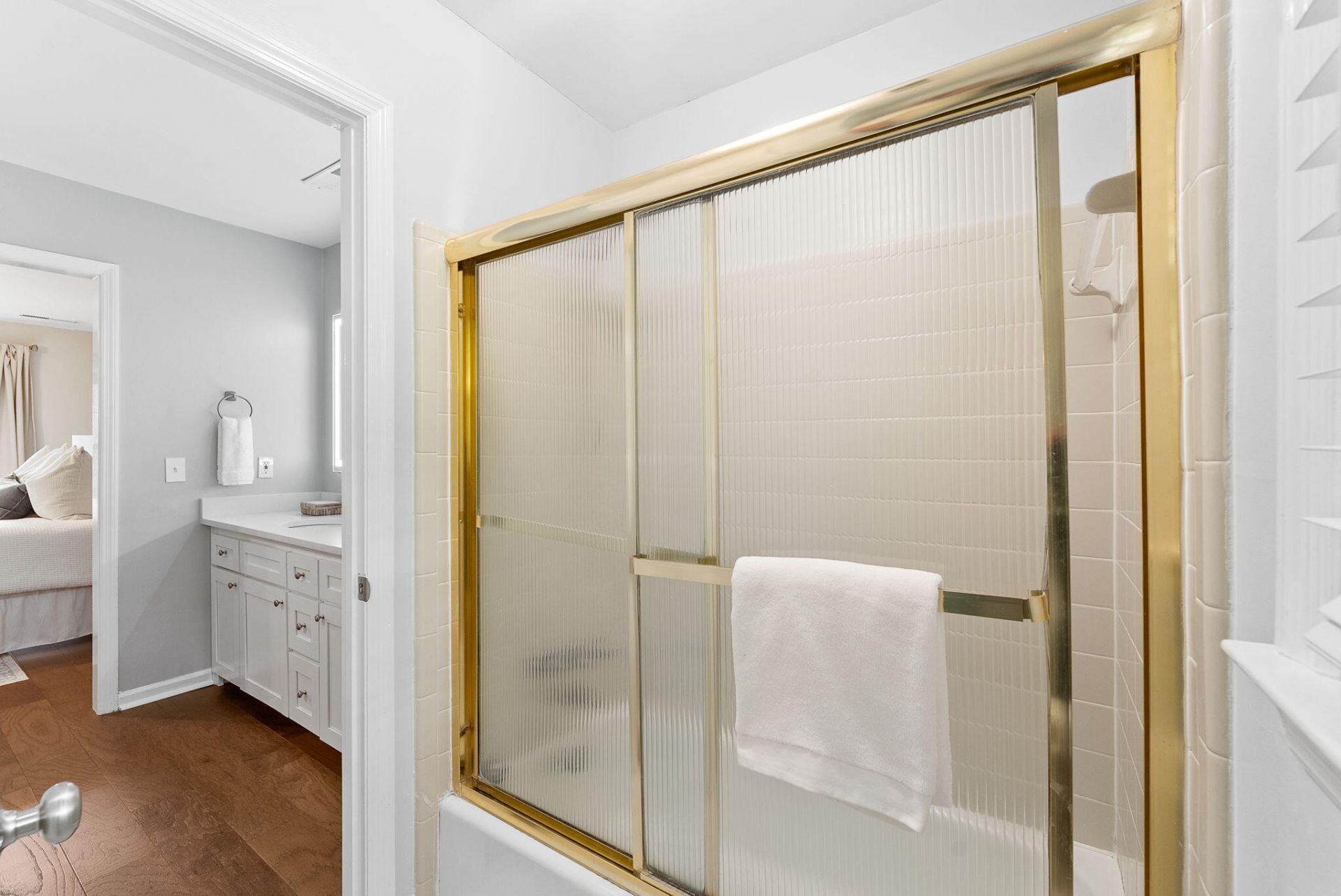 9 Windsor Drive Photo 26