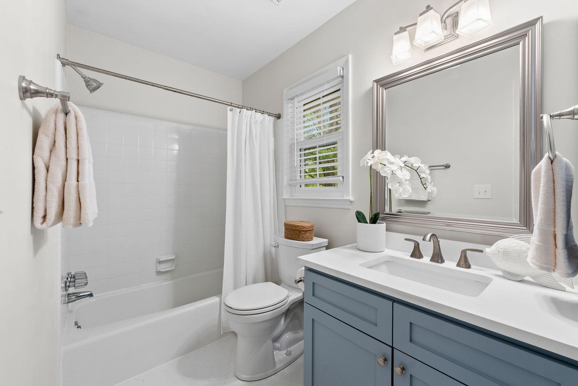 9 Windsor Drive Photo 29