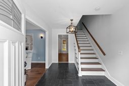 9 Windsor Drive photo 4