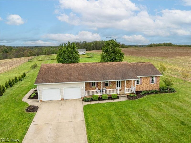 9272 Andora Road NE, East Rochester, OH 44625 Photo 48