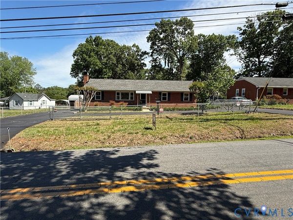 2227 Coxendale , Chester, VA 23831