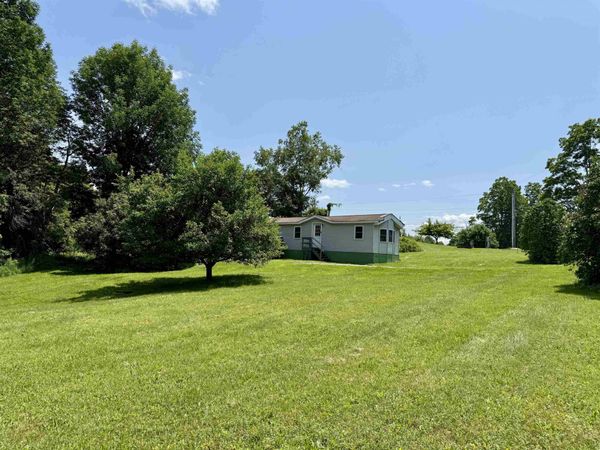 831 McCarthy Road, Williamstown, VT 05679