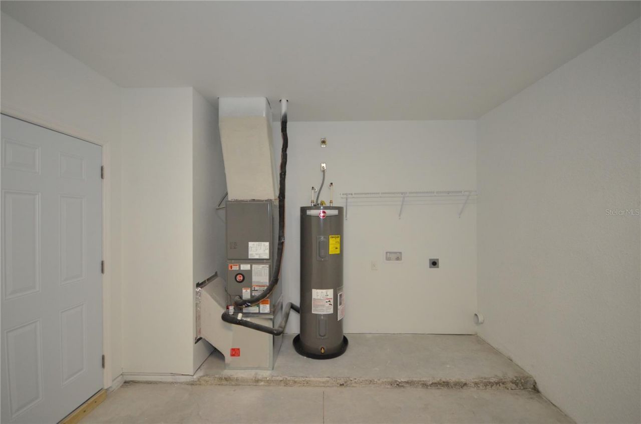 2197 Davis Court , Fort Myers, FL 33916 Photo