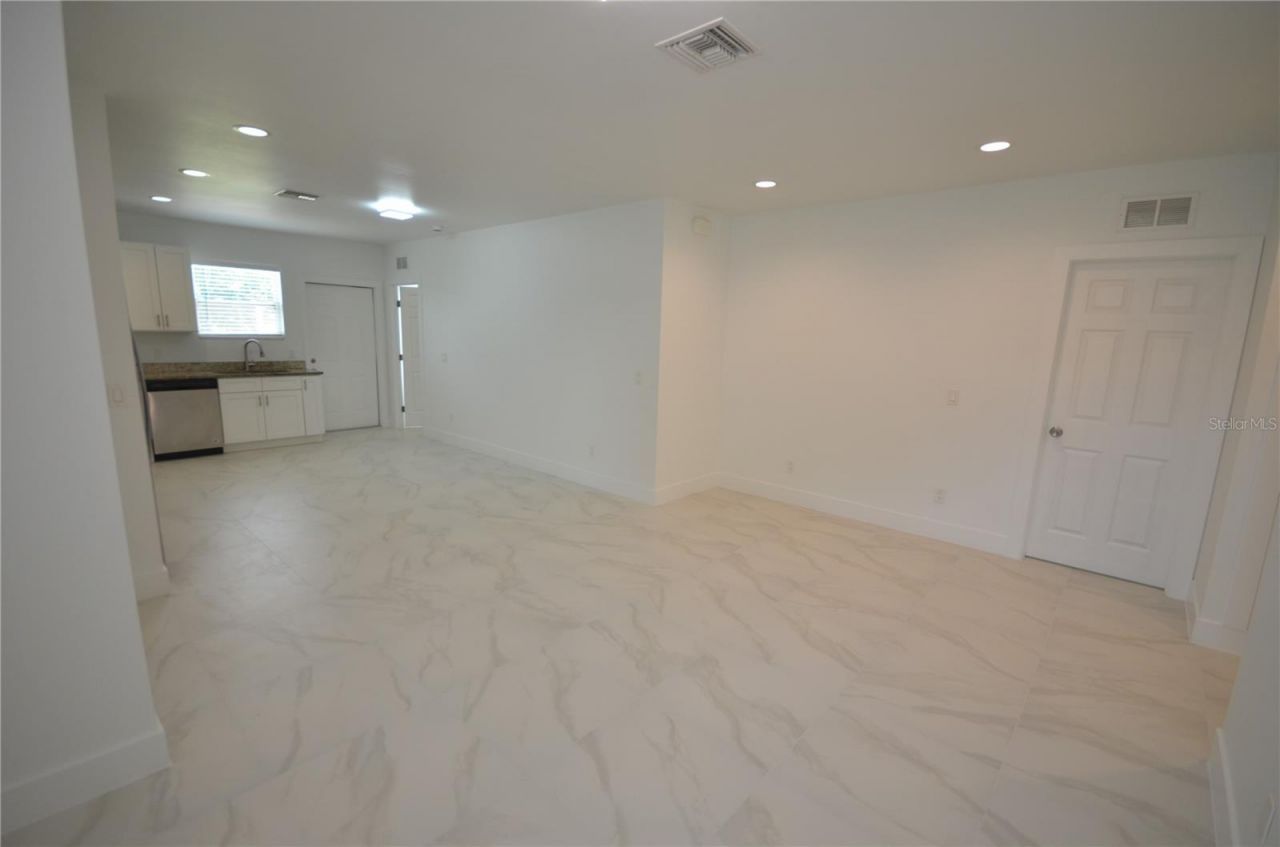 2197 Davis Court, Fort Myers, FL 33916 Photo