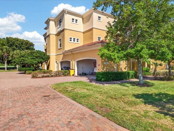 120 AVENUE DE LA MER , Unit 1502, PALM COAST, FL 32137