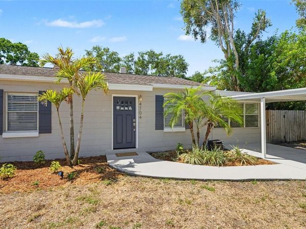 4704 W LAWN AVENUE , TAMPA, FL 33611