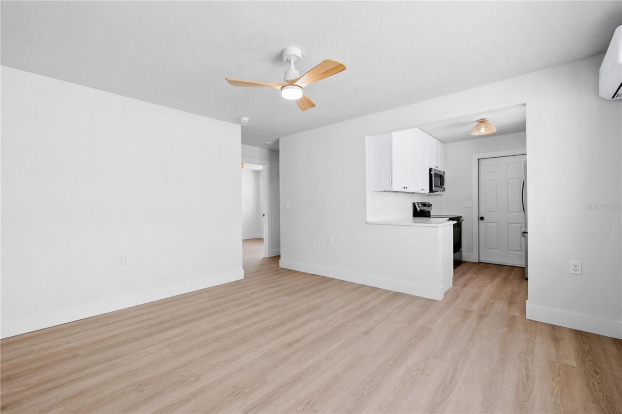 13388 1st Street E, Unit C, Madeira Beach, FL 33708 Photo