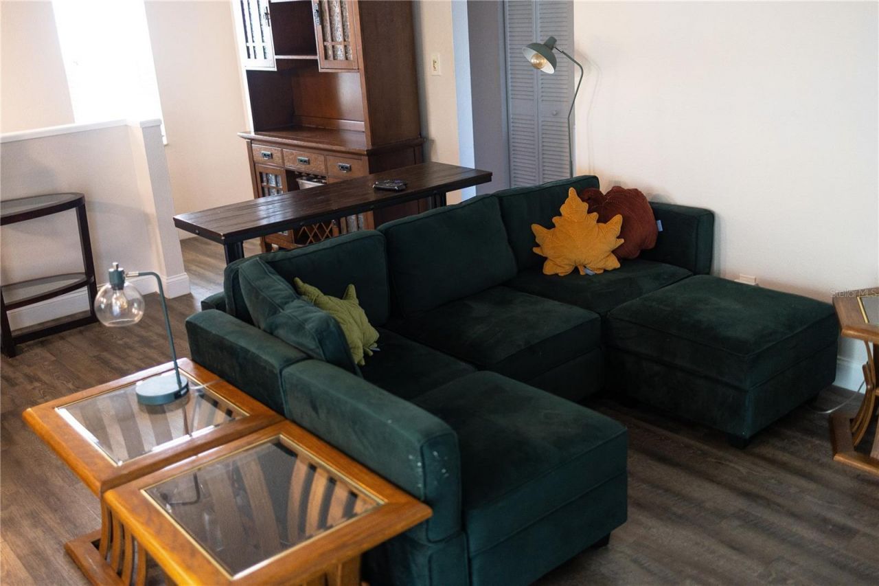 500 Santa Cruz Place Ne, Unit E, Saint Petersburg, FL 33703 Photo