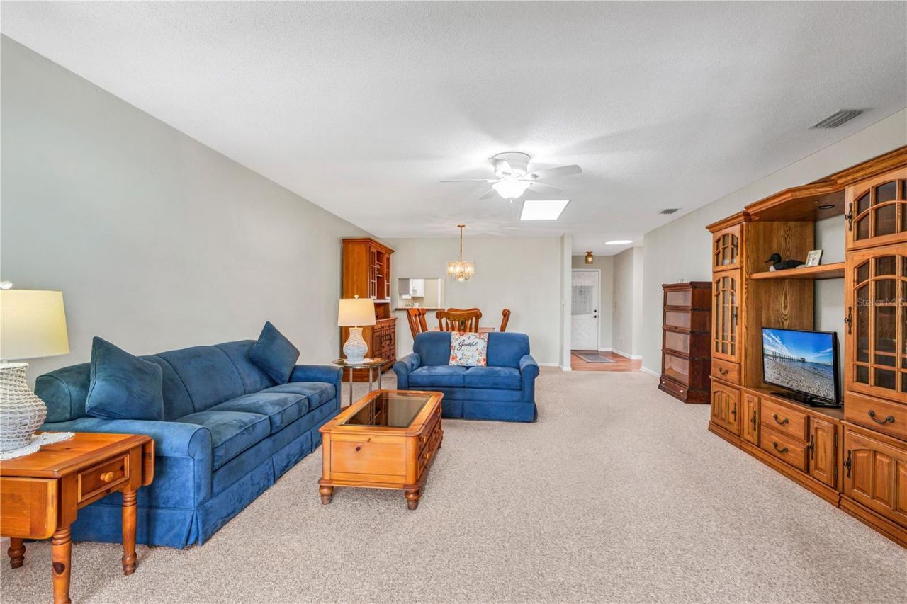 35 Lake Fairgreen Circle, New Smyrna Beach, FL 32168 Photo