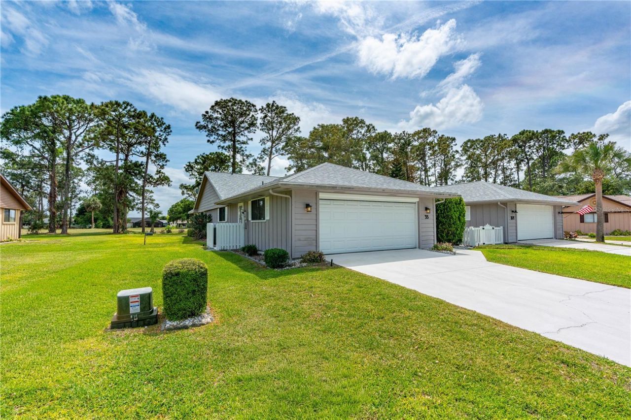 35 Lake Fairgreen Circle, New Smyrna Beach, FL 32168 Photo
